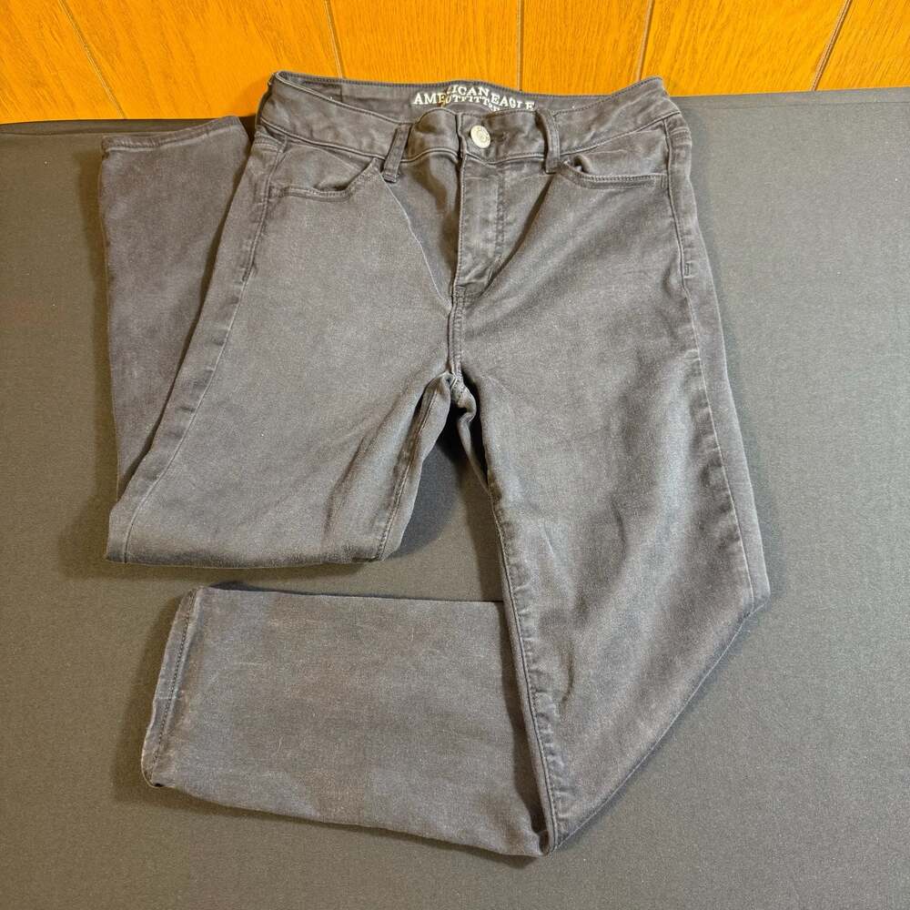 American Eagle Hi-Rise Jegging Crop Super Super Stretch Jeans Size 10